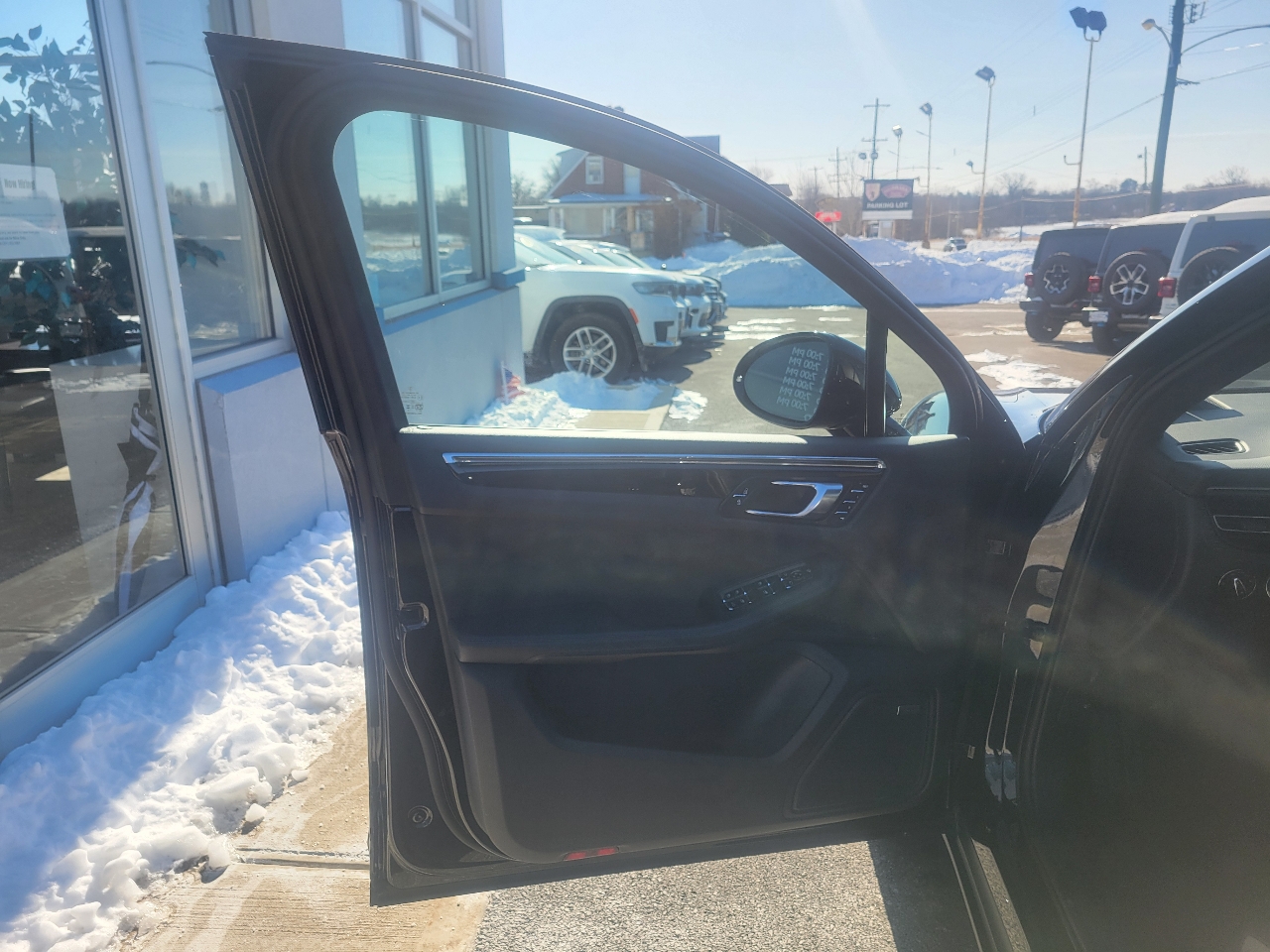 Porsche Macan AWD 2024