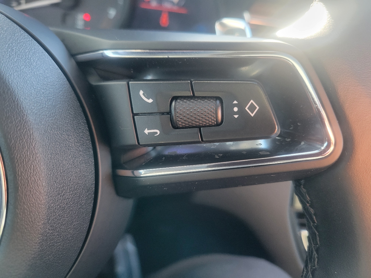 Porsche Macan AWD 2024