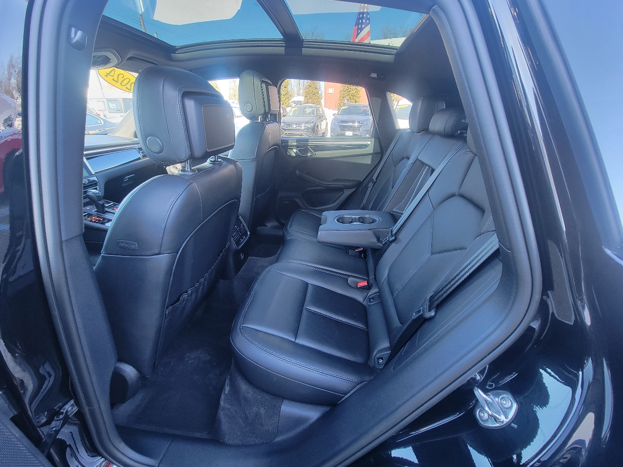 Porsche Macan AWD 2024