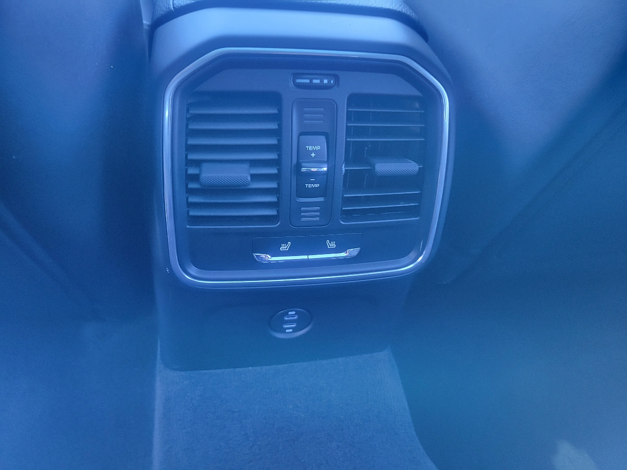 Porsche Macan AWD 2024