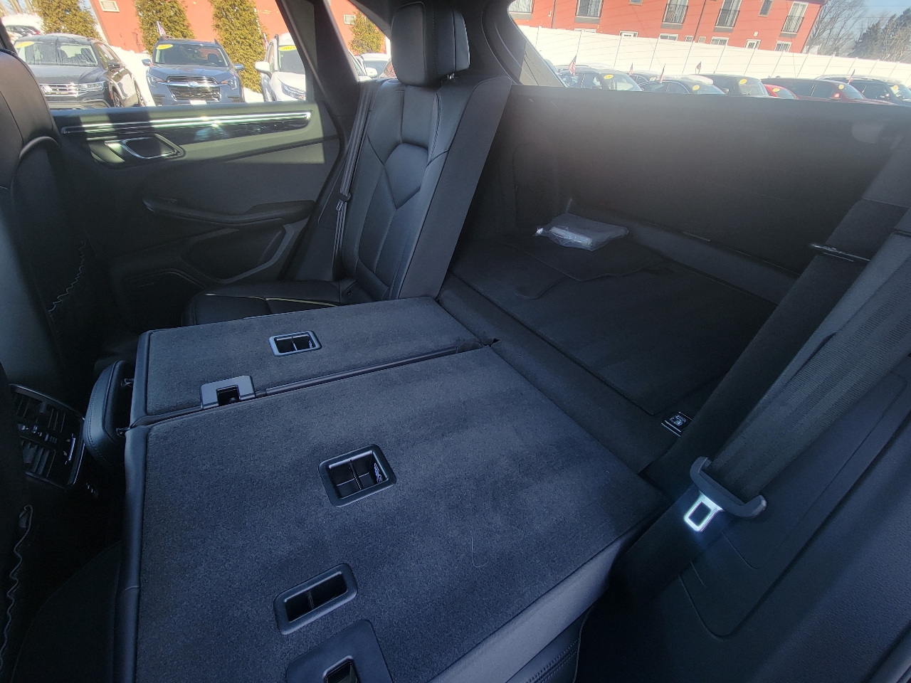 Porsche Macan AWD 2024