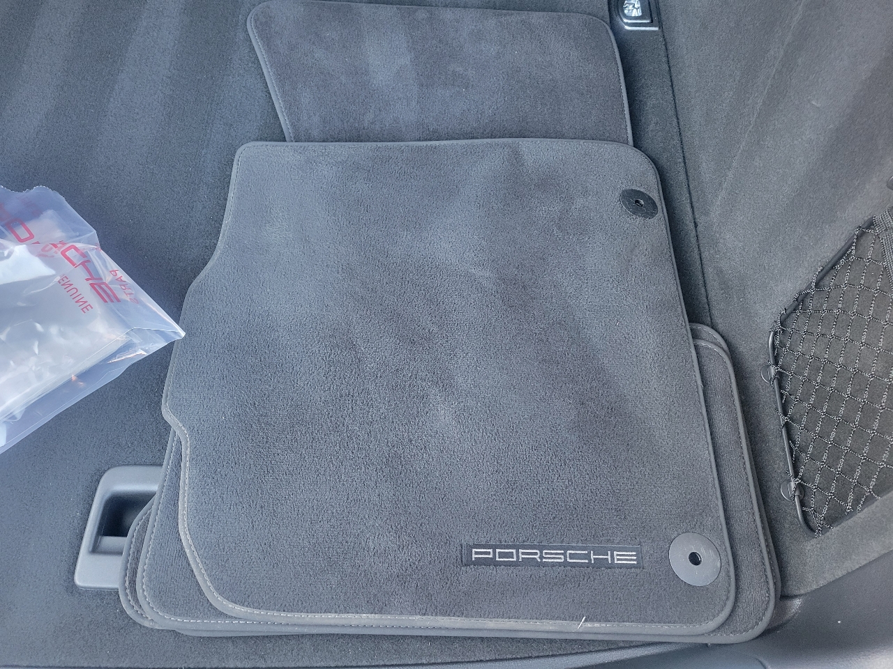 Porsche Macan AWD 2024