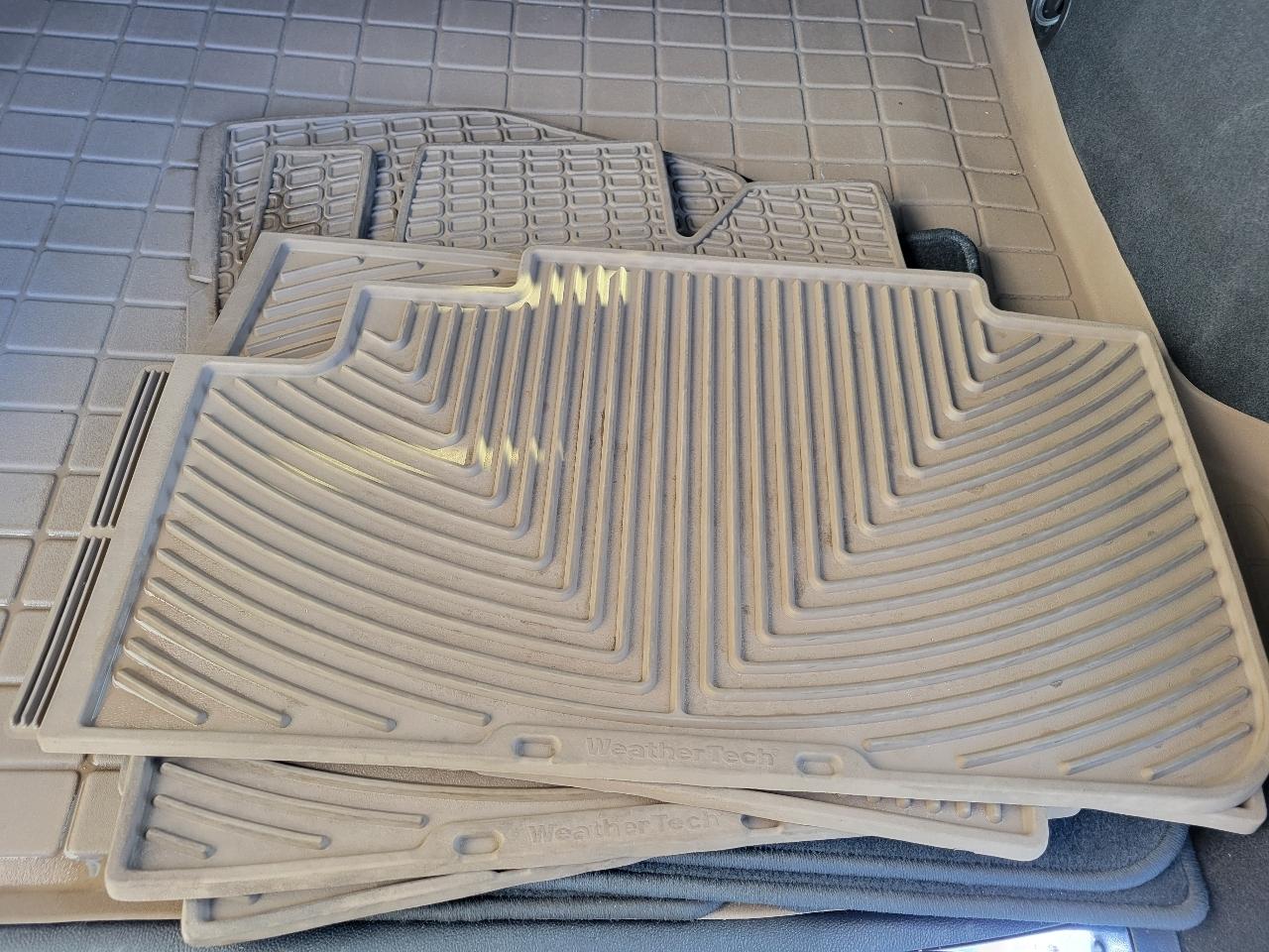 Cadillac SRX FWD 4dr Luxury Collection 2016