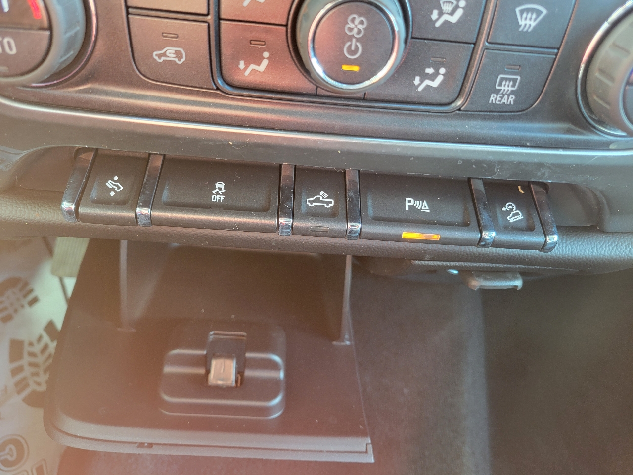 Chevrolet Silverado 1500 4WD Crew Cab 153.0" LT w/2LT 2016