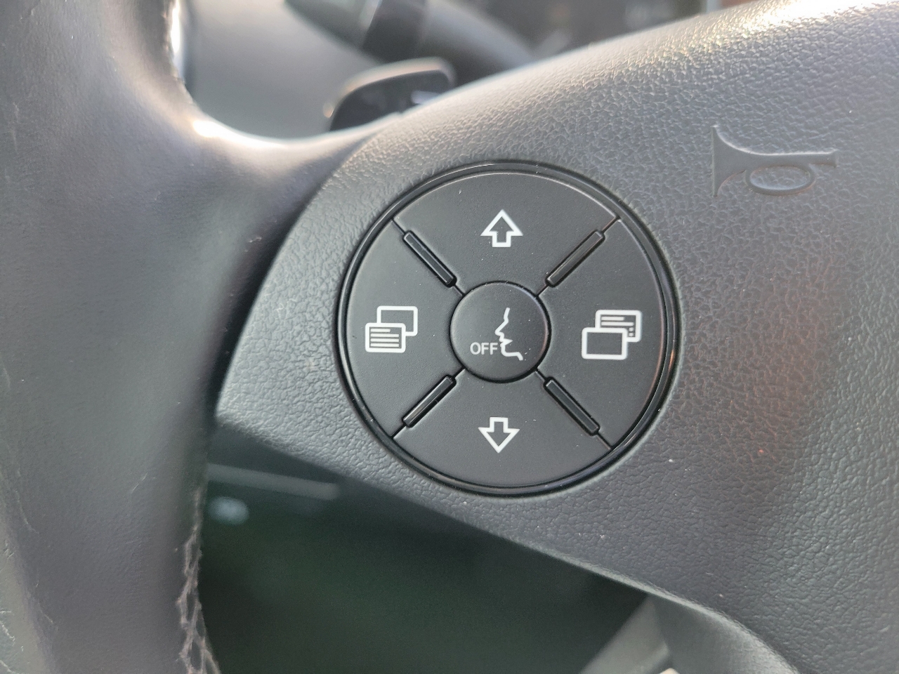 Mercedes-Benz M-Class 4MATIC 4dr ML 350 2011