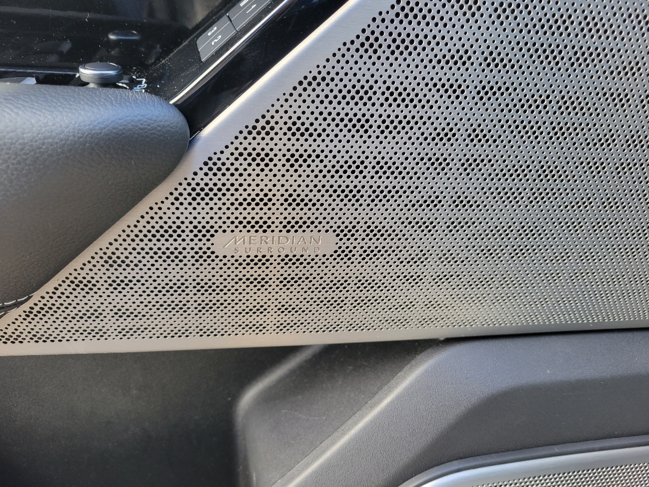 Land Rover Range Rover Velar  2019