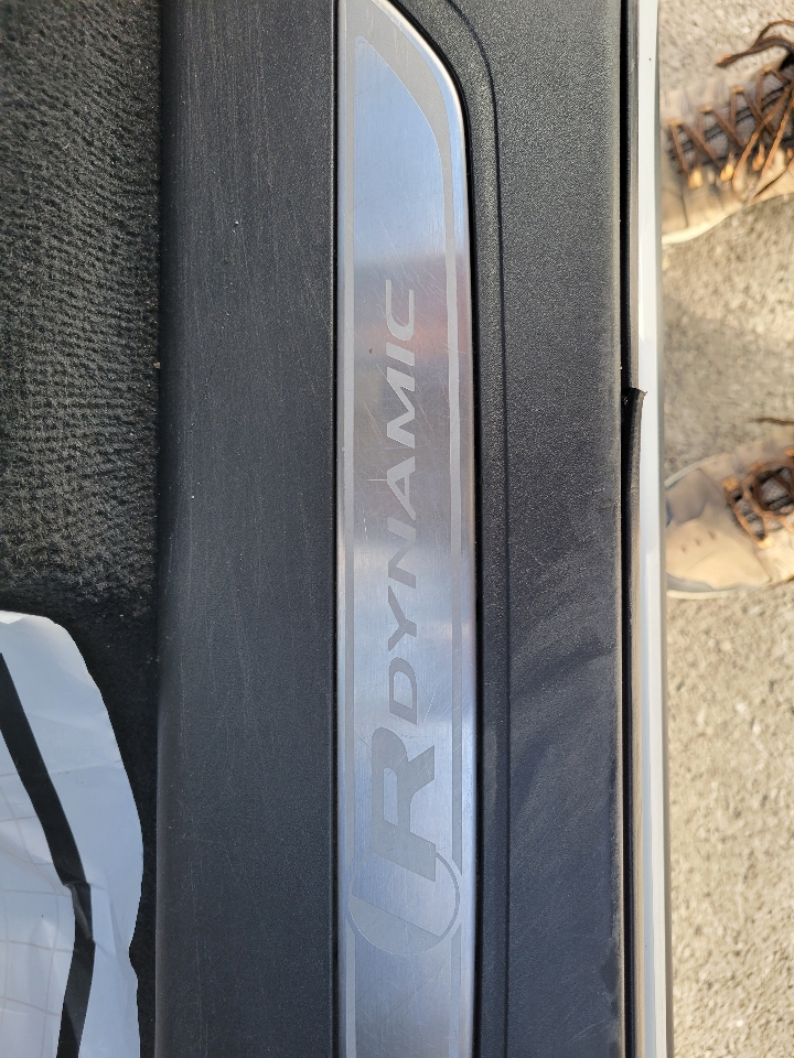 Land Rover Range Rover Velar  2019