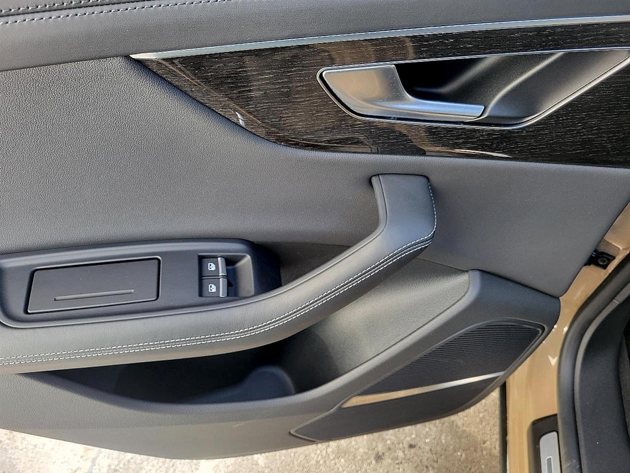 Audi Q8 Prestige 55 TFSI quattro 2024