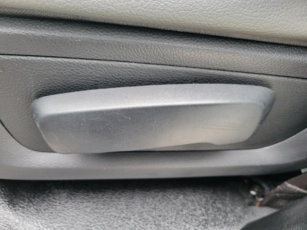 RAM 2500 Tradesman 4x4 Crew Cab 8' Box 2017