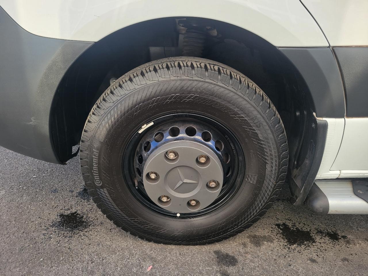 Mercedes-Benz Sprinter Cargo Van 3500 High Roof I4 144" RWD 2021