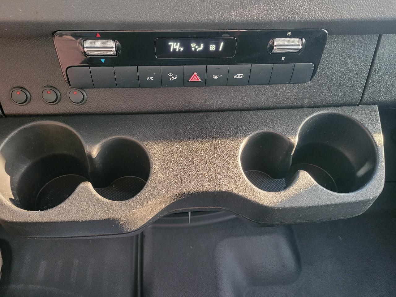 Mercedes-Benz Sprinter Cargo Van 3500 High Roof I4 144" RWD 2021