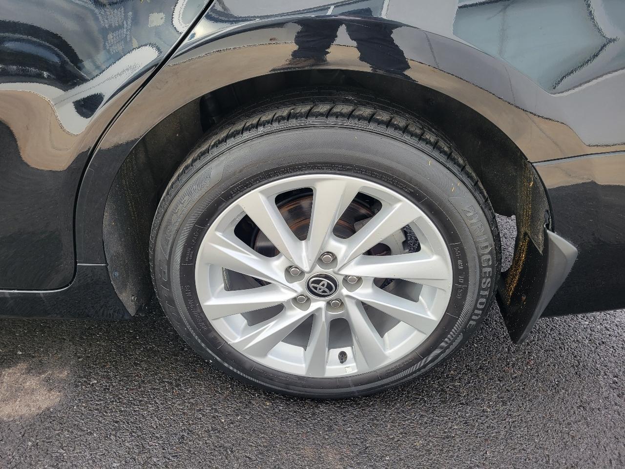 Toyota Camry LE Auto (Natl) 2023