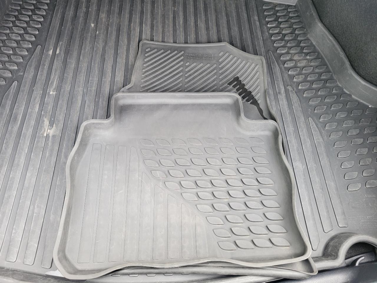 Toyota Camry LE Auto (Natl) 2023