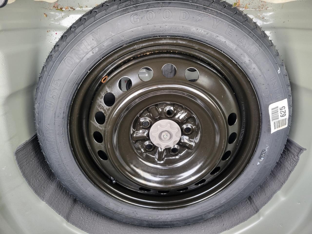 Toyota Camry LE Auto (Natl) 2023