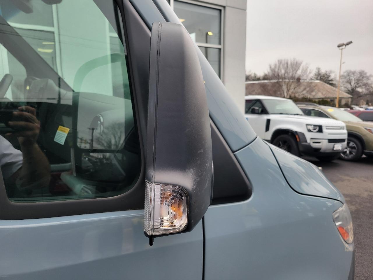 Mercedes-Benz Sprinter Cargo Van 2500 High Roof I4 Gas 170" RWD 2023