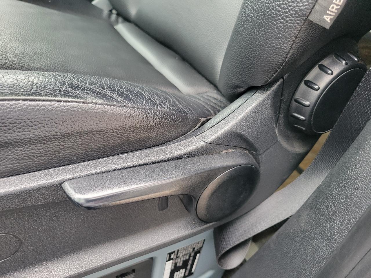 Mercedes-Benz Sprinter Cargo Van 2500 High Roof I4 Gas 170" RWD 2023