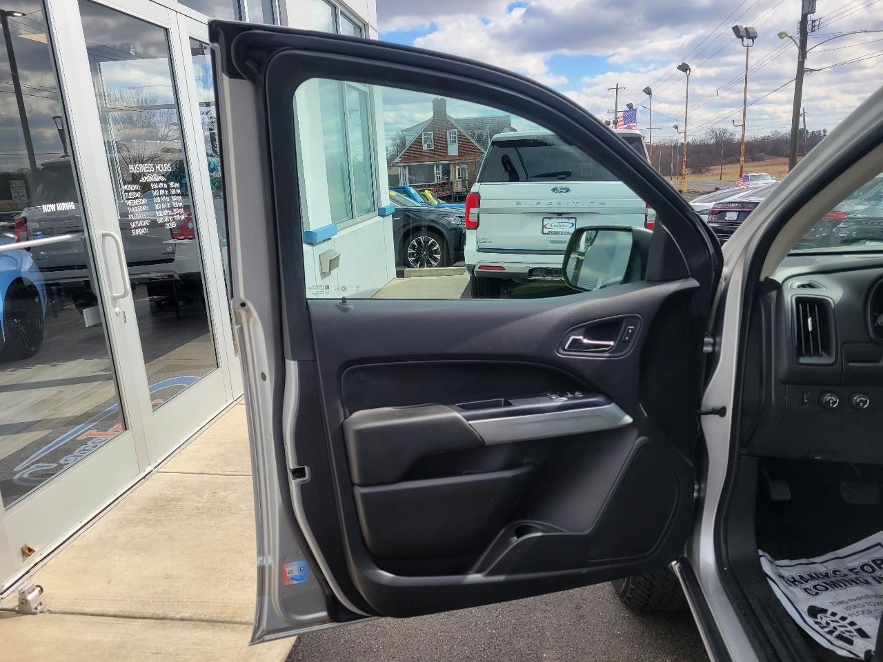 Chevrolet Colorado 4WD Ext Cab 128.3" LT 2018