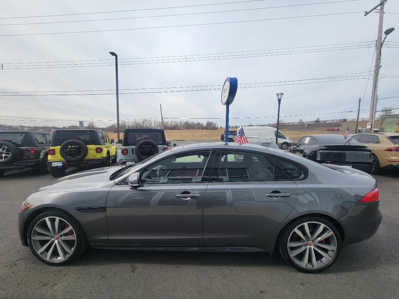 Jaguar XF Sedan S AWD 2019