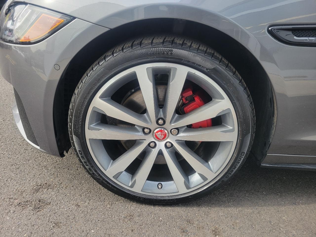 Jaguar XF Sedan S AWD 2019