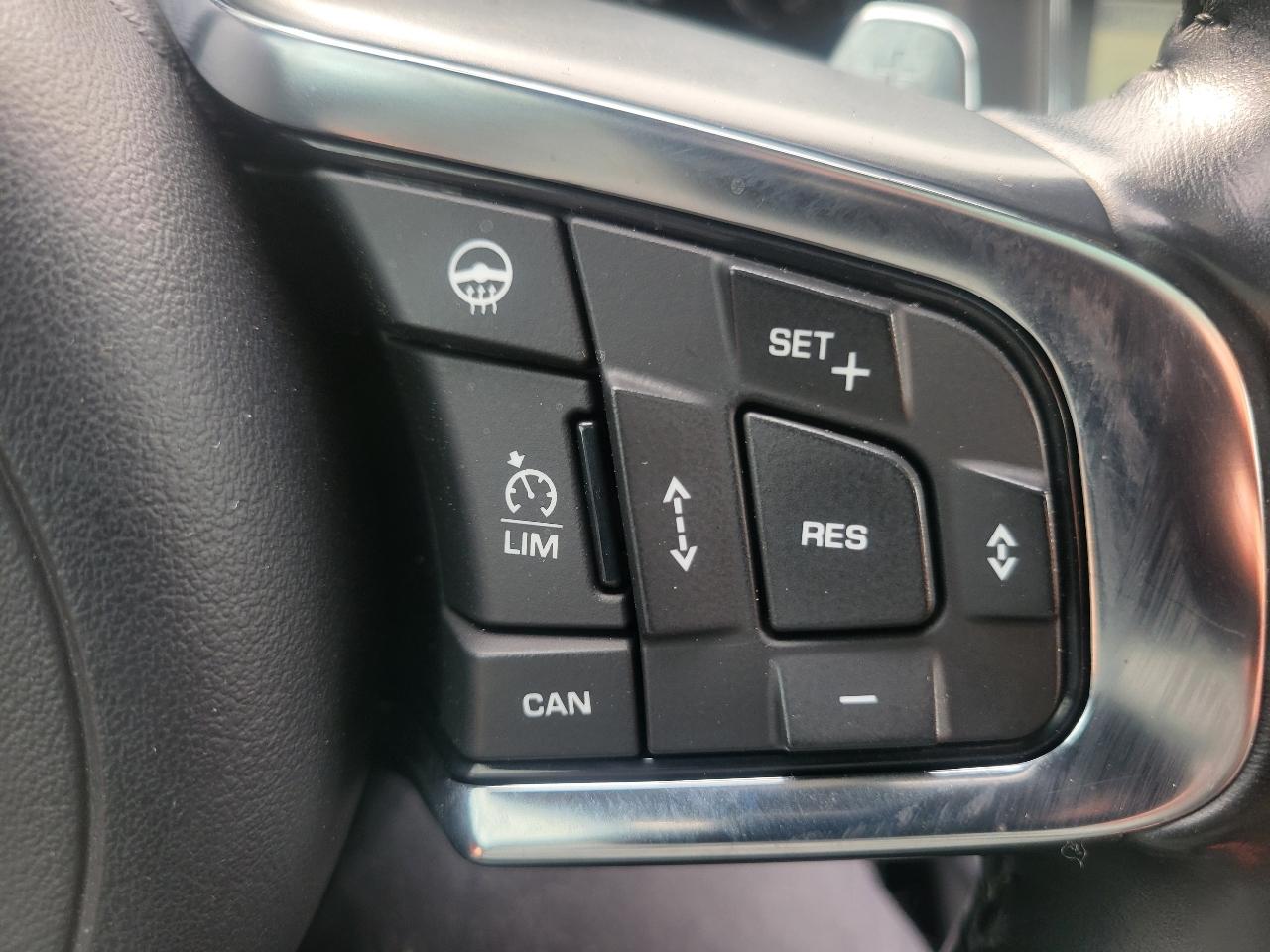 Jaguar XF Sedan S AWD 2019