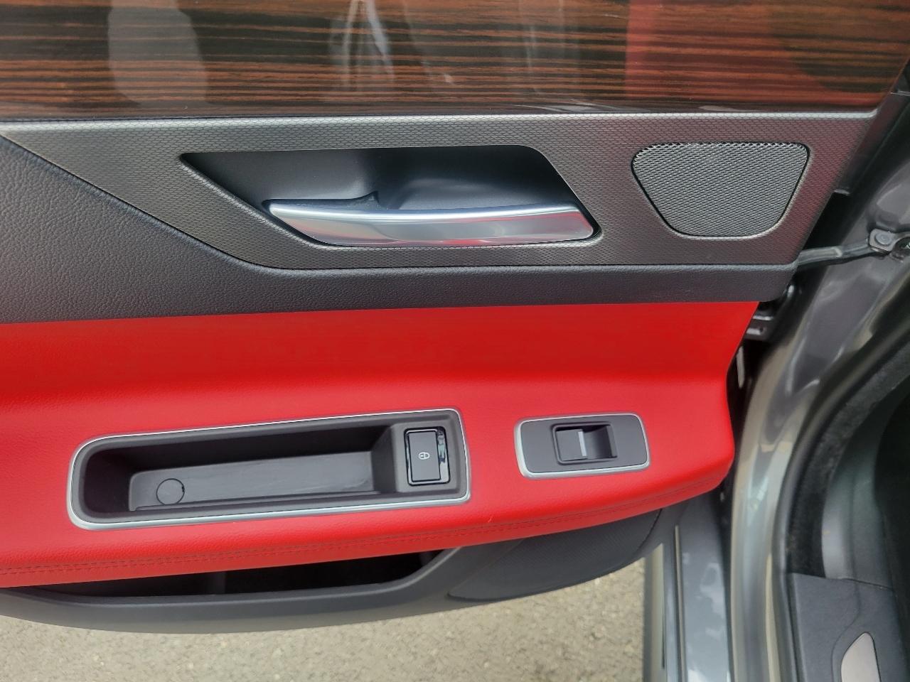 Jaguar XF Sedan S AWD 2019