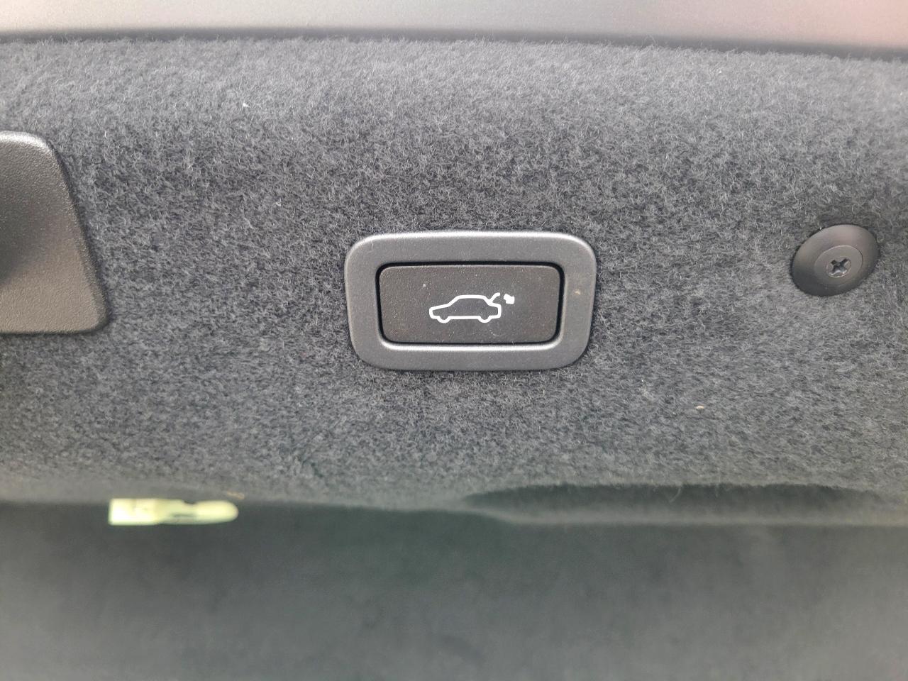 Jaguar XF Sedan S AWD 2019