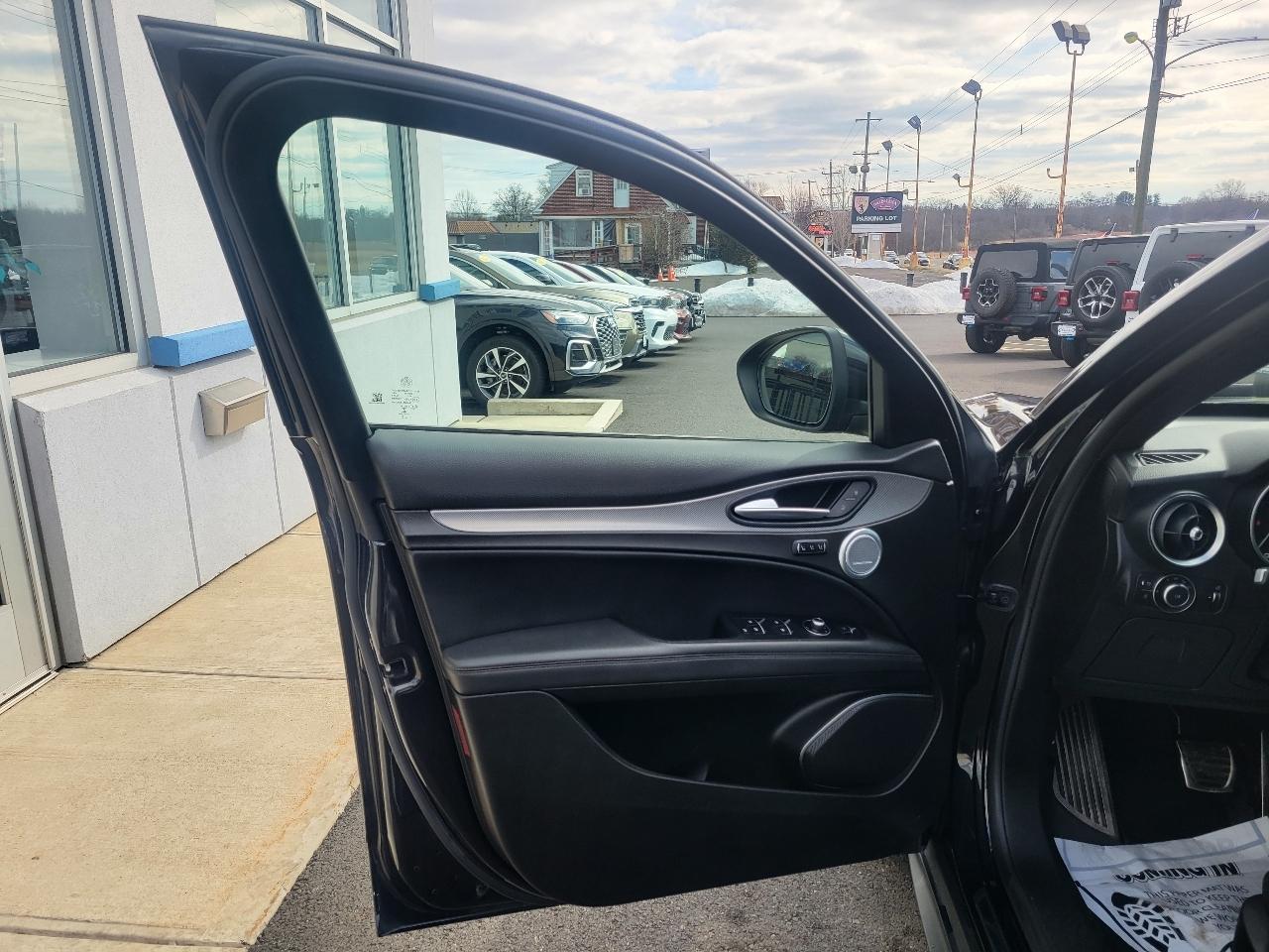 Alfa Romeo Stelvio Ti Sport AWD 2018