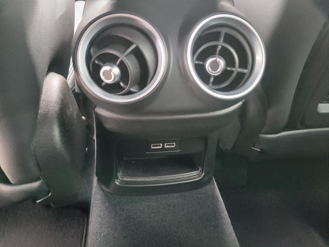 Alfa Romeo Stelvio Ti Sport AWD 2018