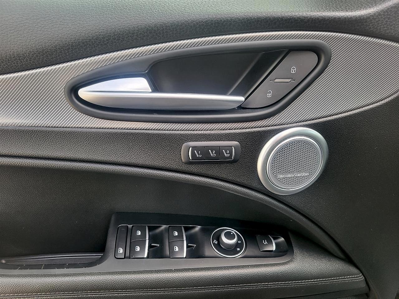Alfa Romeo Stelvio Ti Sport AWD 2018