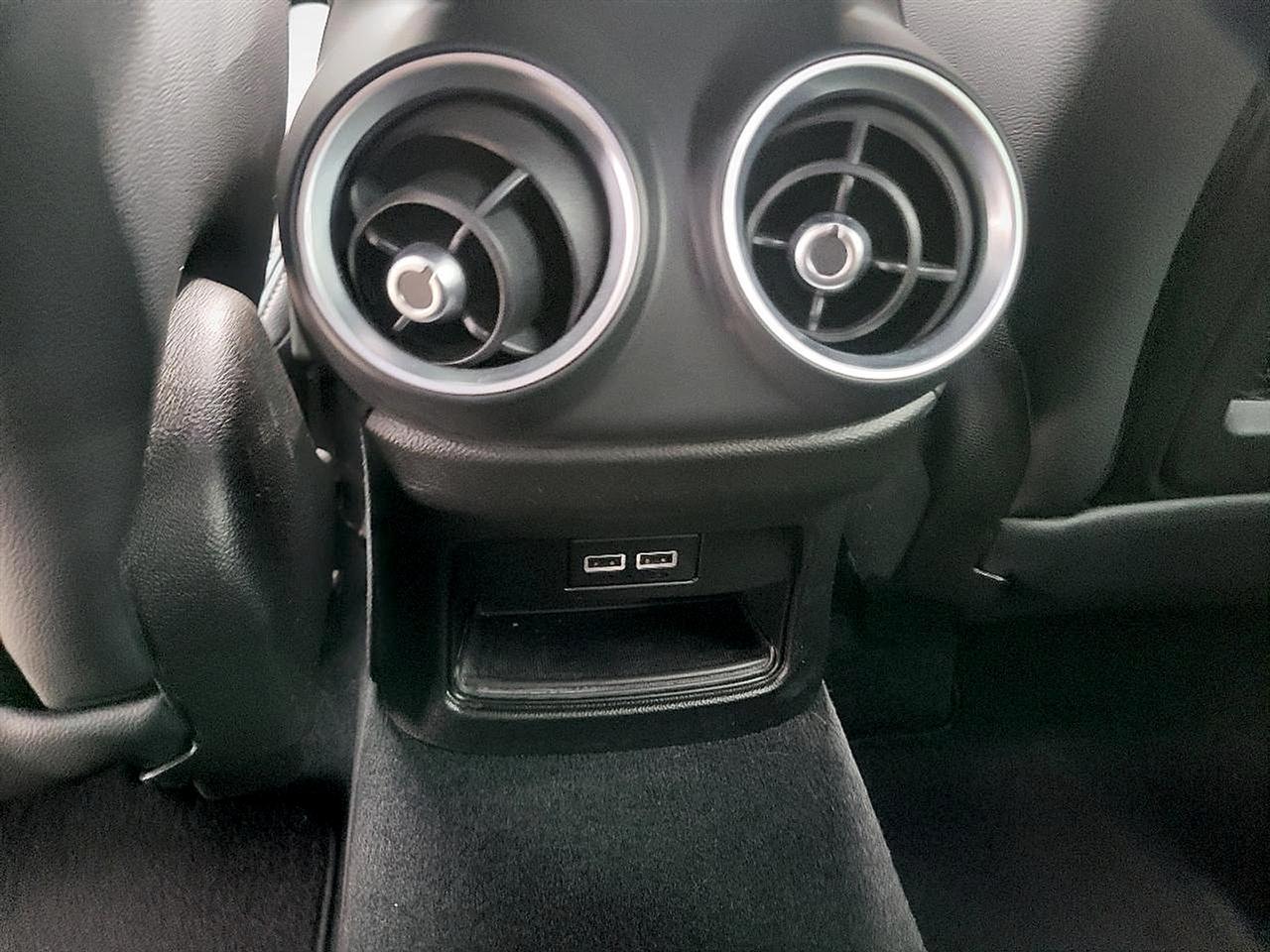 Alfa Romeo Stelvio Ti Sport AWD 2018