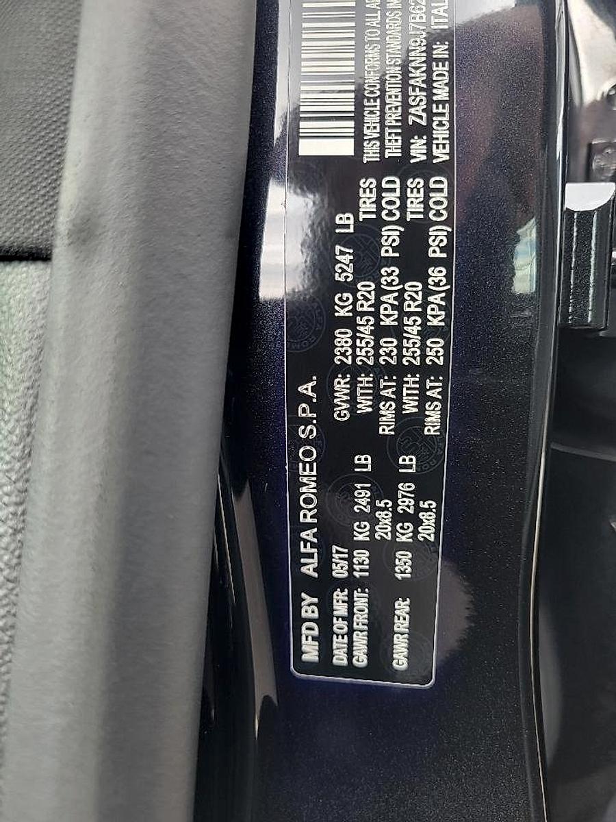 Alfa Romeo Stelvio Ti Sport AWD 2018