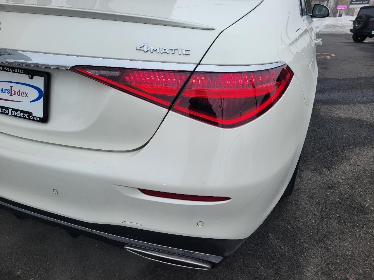 Mercedes-Benz S-Class  2022