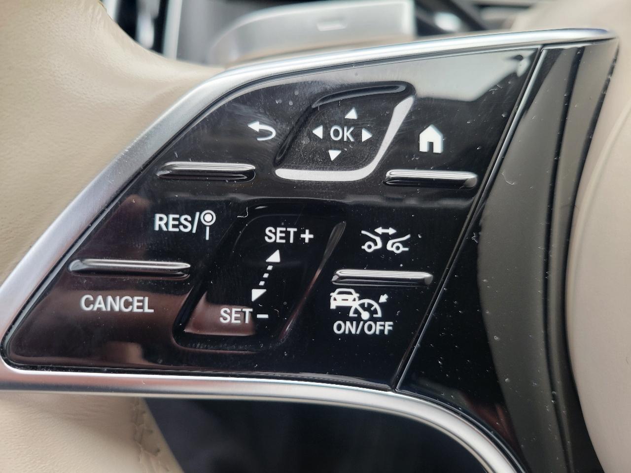 Mercedes-Benz S-Class  2022