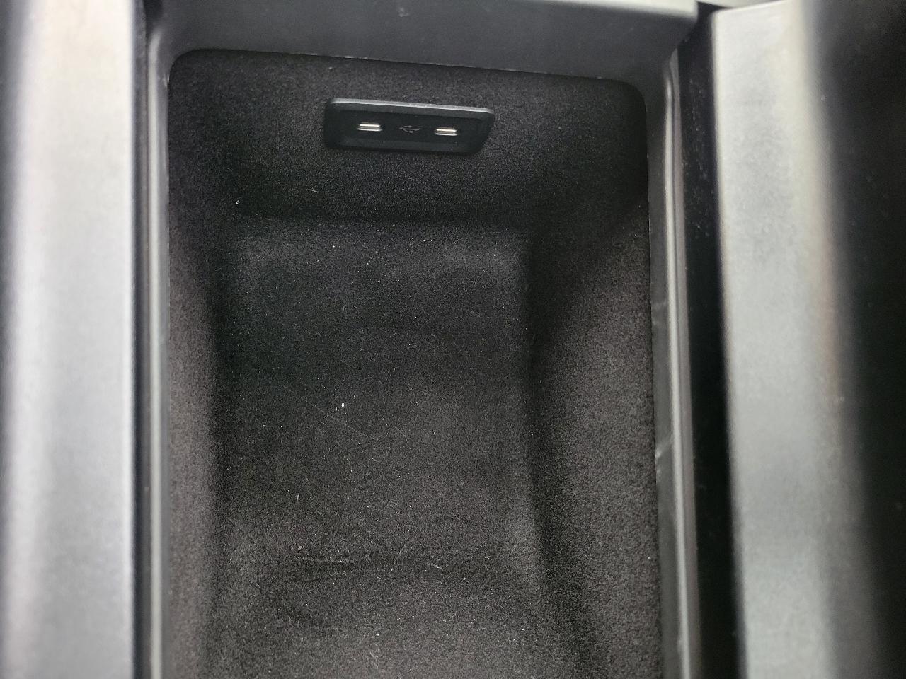 Mercedes-Benz S-Class  2022