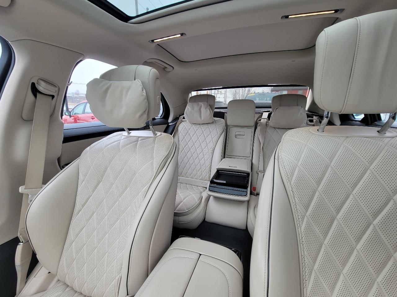 Mercedes-Benz S-Class  2022