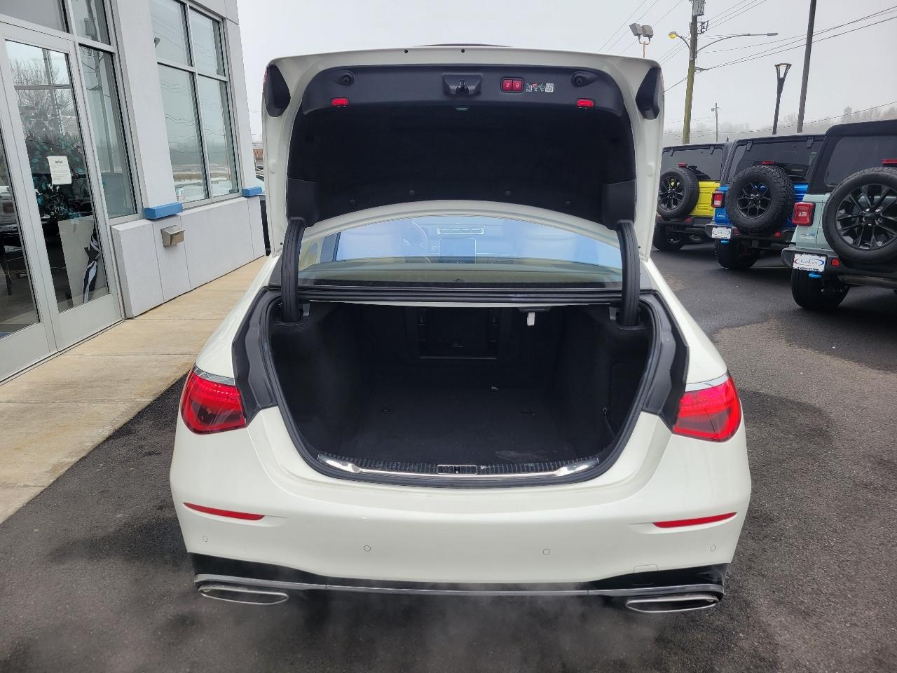 Mercedes-Benz S-Class  2022