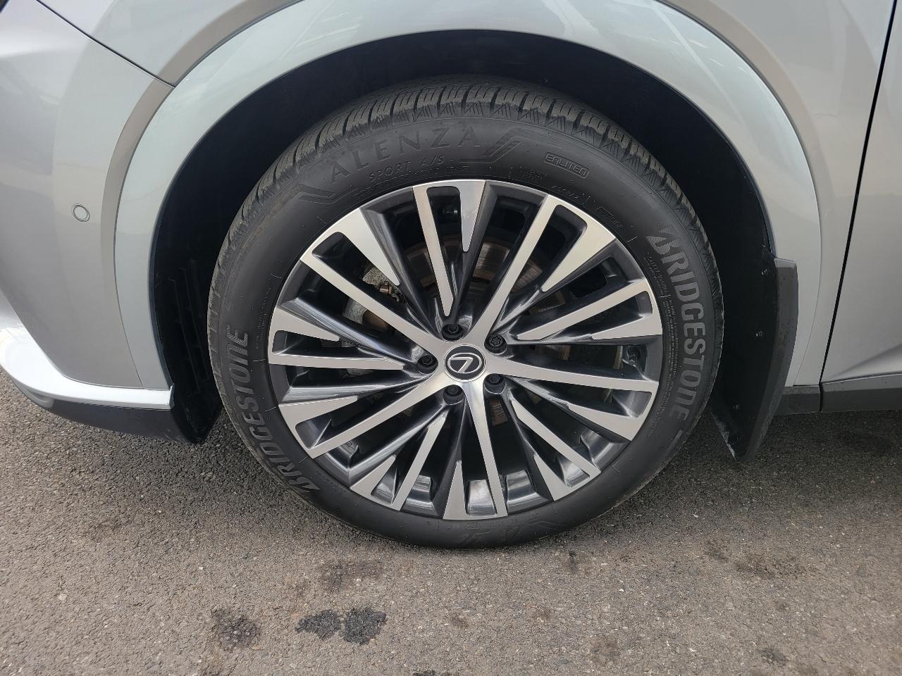 Lexus RX RX 350 Premium Plus FWD 2024