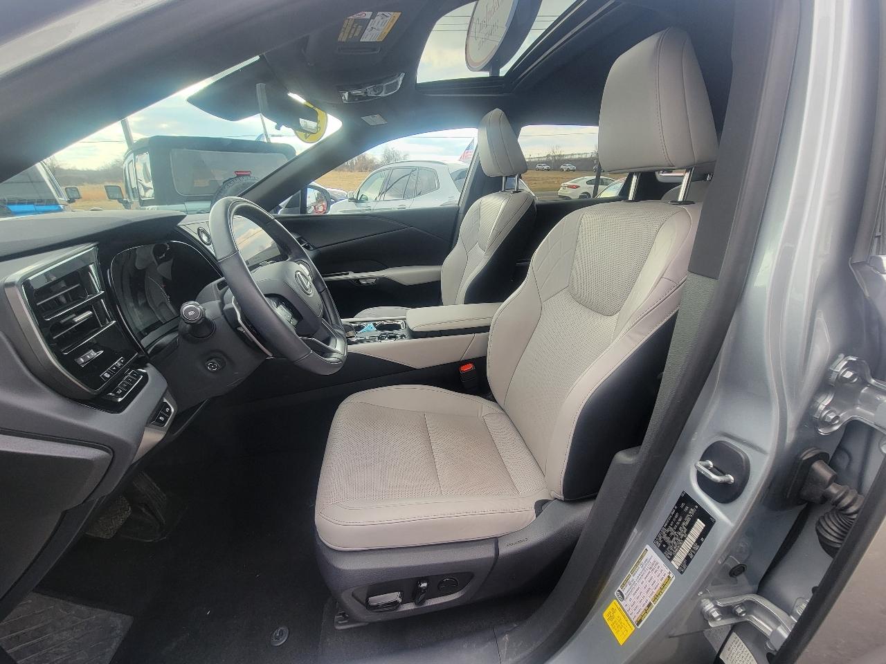 Lexus RX RX 350 Premium Plus FWD 2024