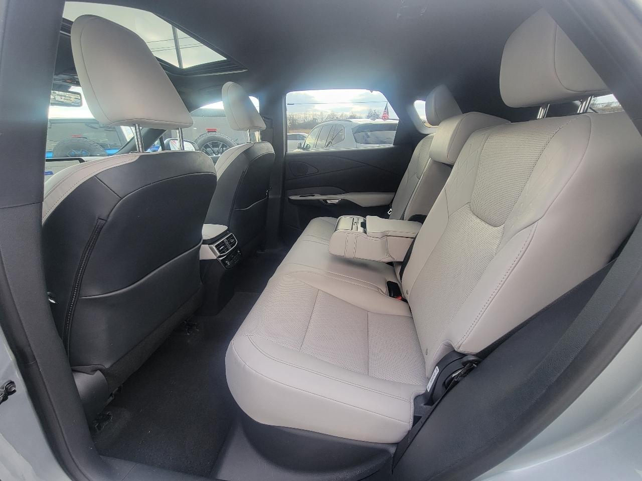 Lexus RX RX 350 Premium Plus FWD 2024