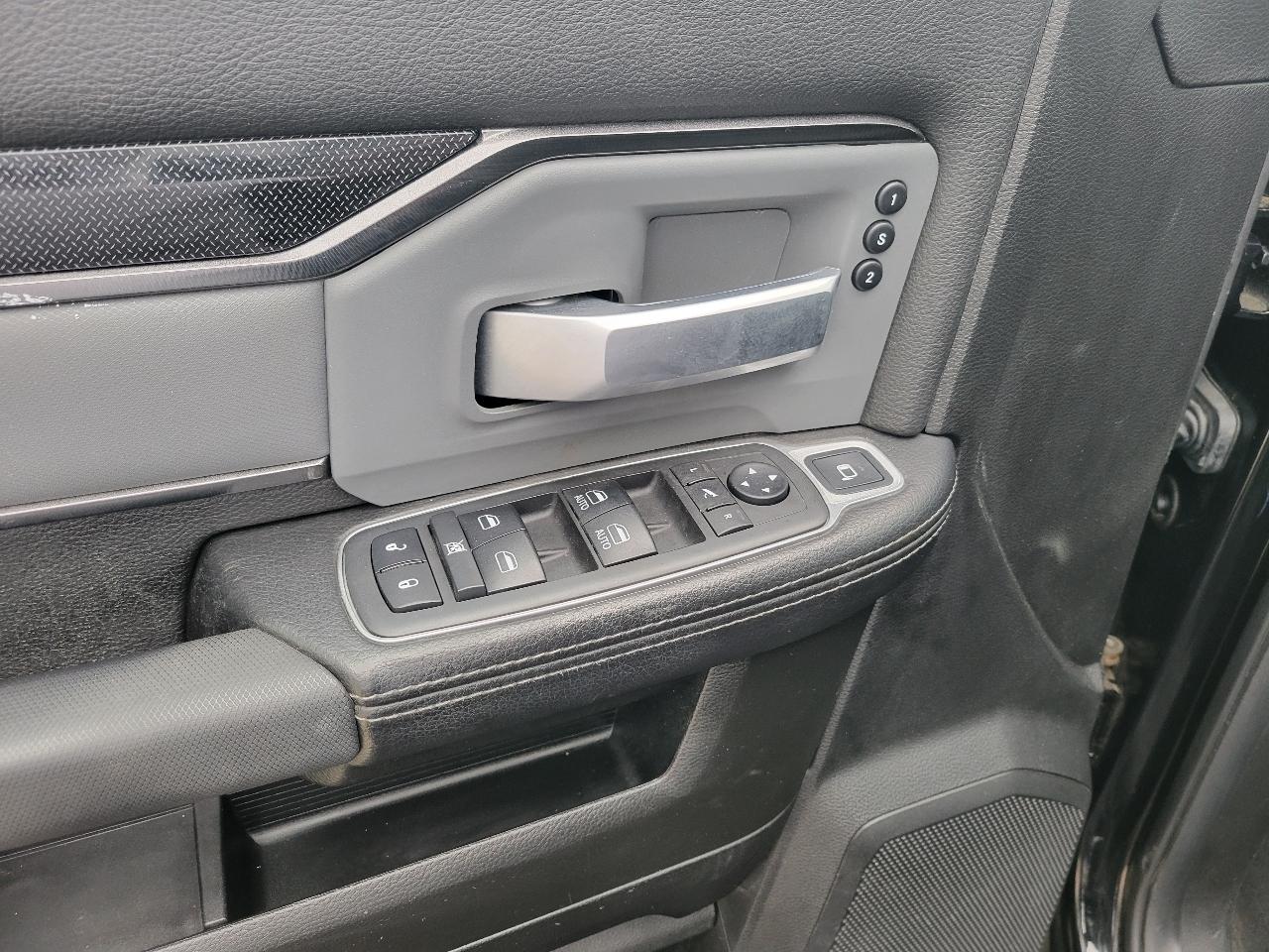 RAM 2500 Power Wagon 4x4 Crew Cab 6'4" Box 2019