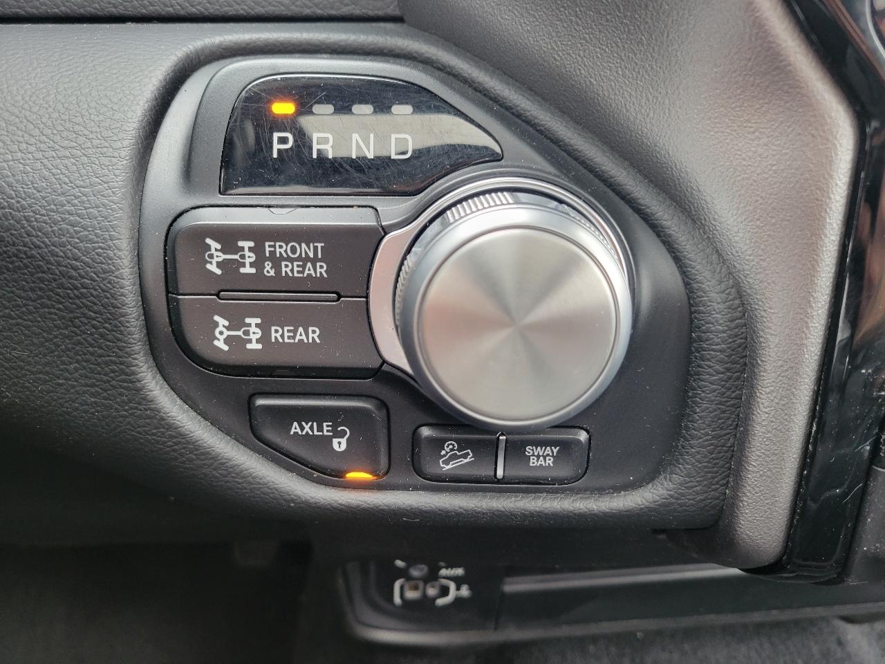 RAM 2500 Power Wagon 4x4 Crew Cab 6'4" Box 2019