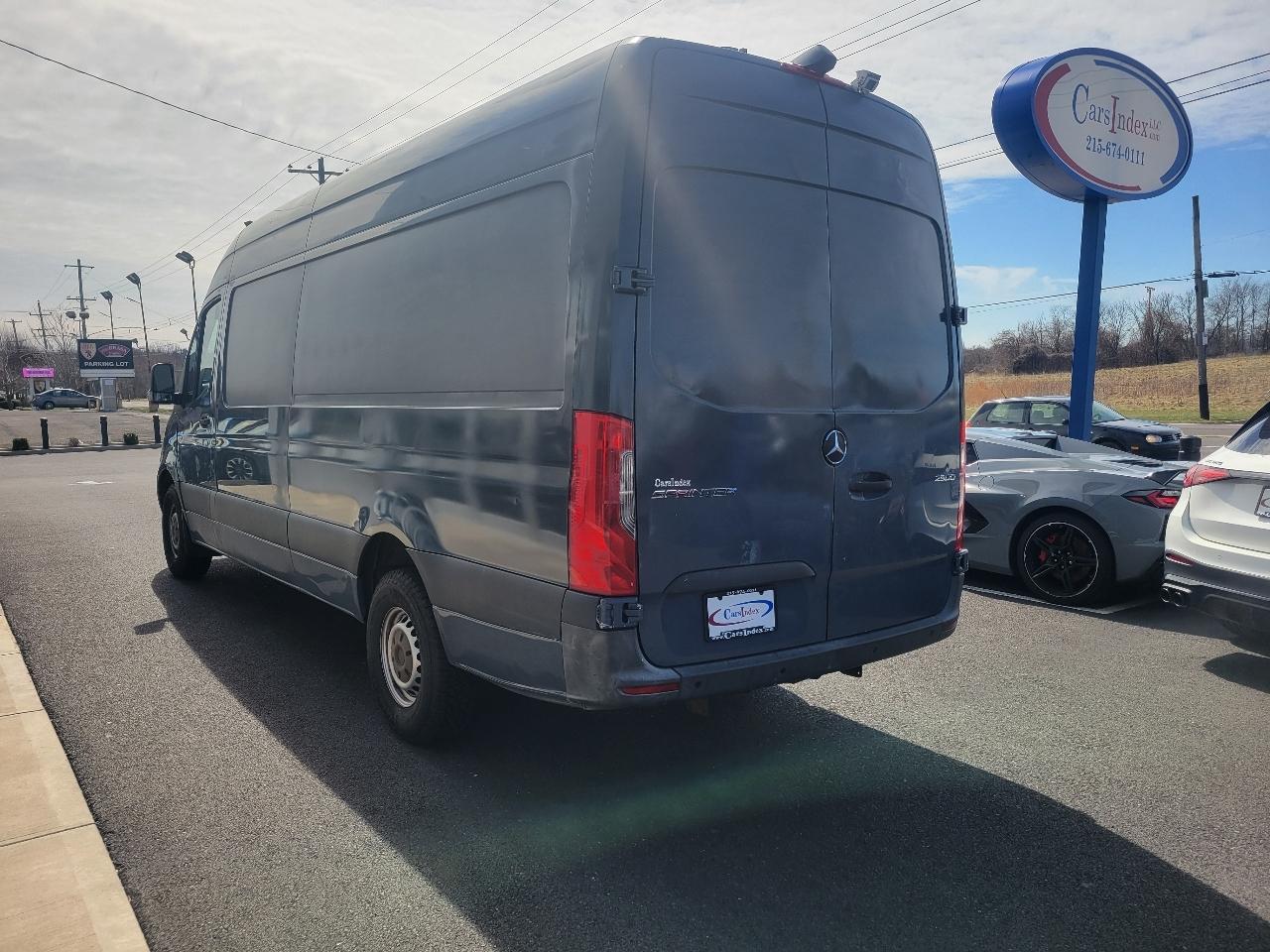 Mercedes-Benz Sprinter Van 2500 High Roof V6 170" RWD 2019