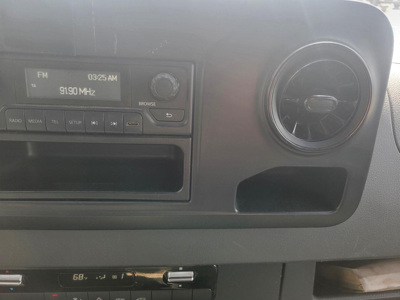 Mercedes-Benz Sprinter Van 2500 High Roof V6 170" RWD 2019