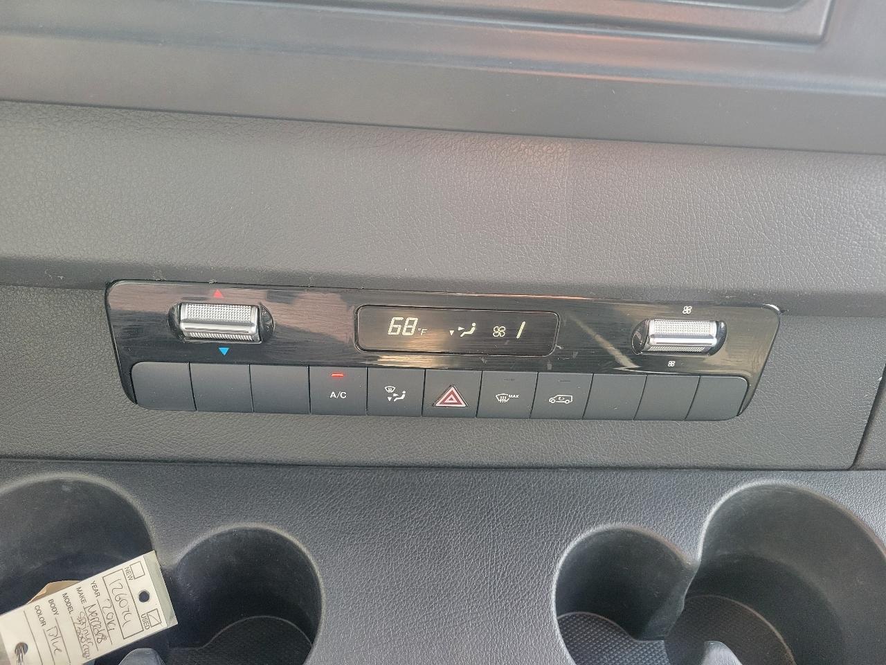 Mercedes-Benz Sprinter Van 2500 High Roof V6 170" RWD 2019