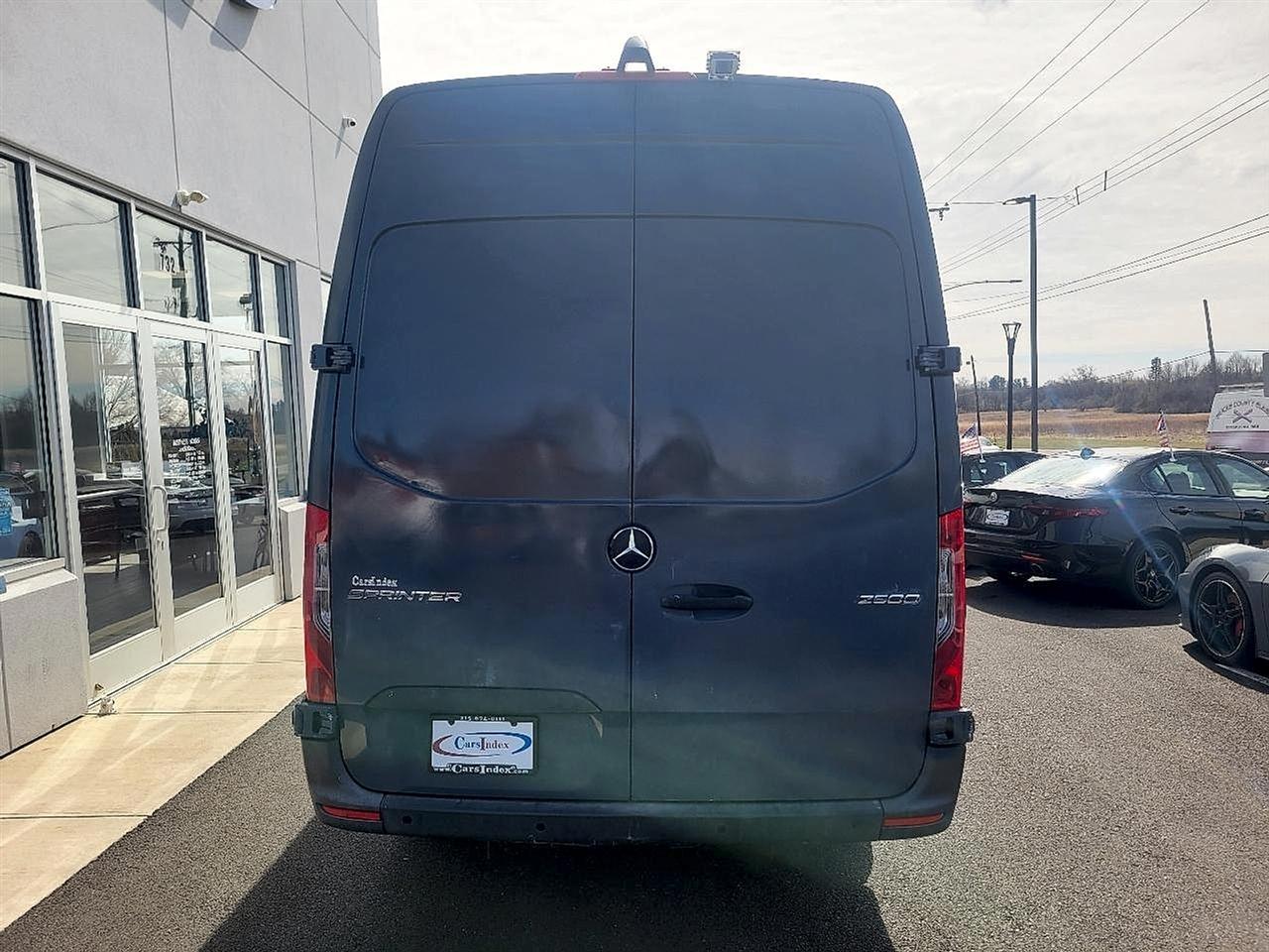 Mercedes-Benz Sprinter Van 2500 High Roof V6 170" RWD 2019