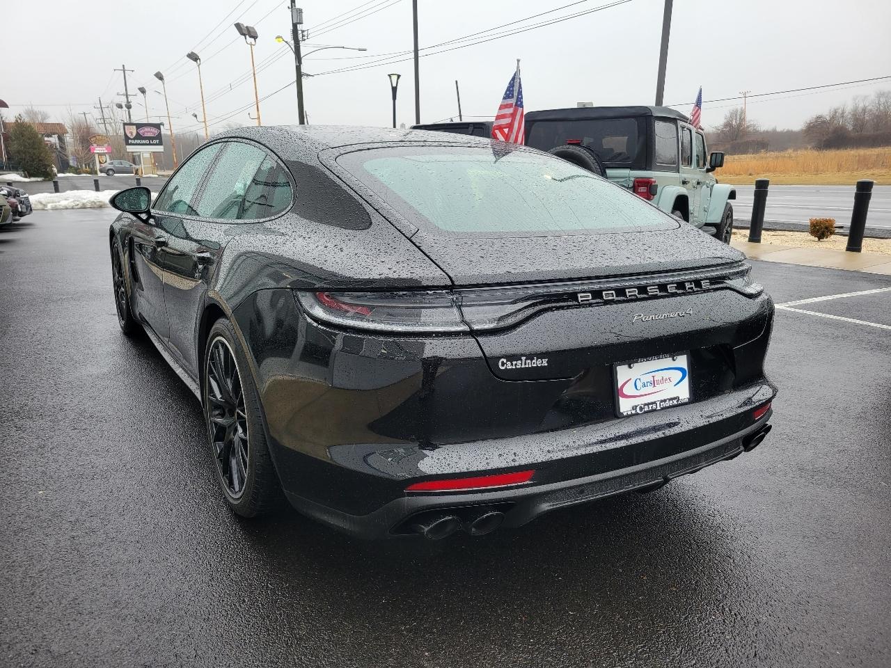 Porsche Panamera 4 Platinum Edition AWD 2023