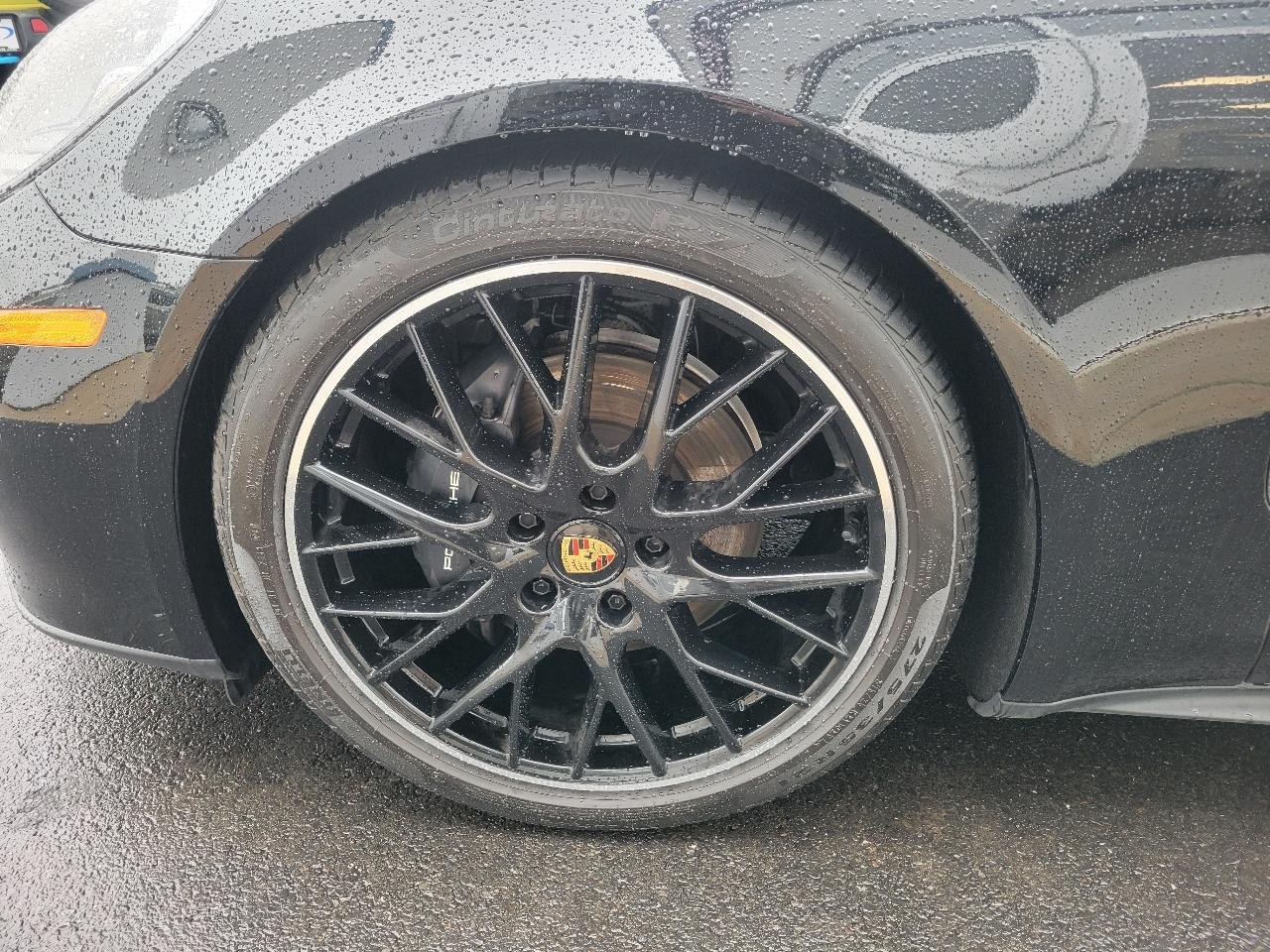 Porsche Panamera 4 Platinum Edition AWD 2023