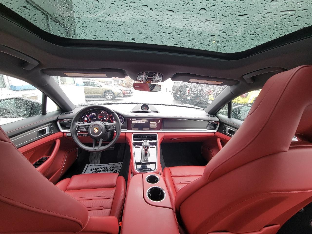 Porsche Panamera 4 Platinum Edition AWD 2023