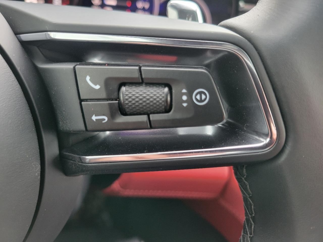 Porsche Panamera 4 Platinum Edition AWD 2023