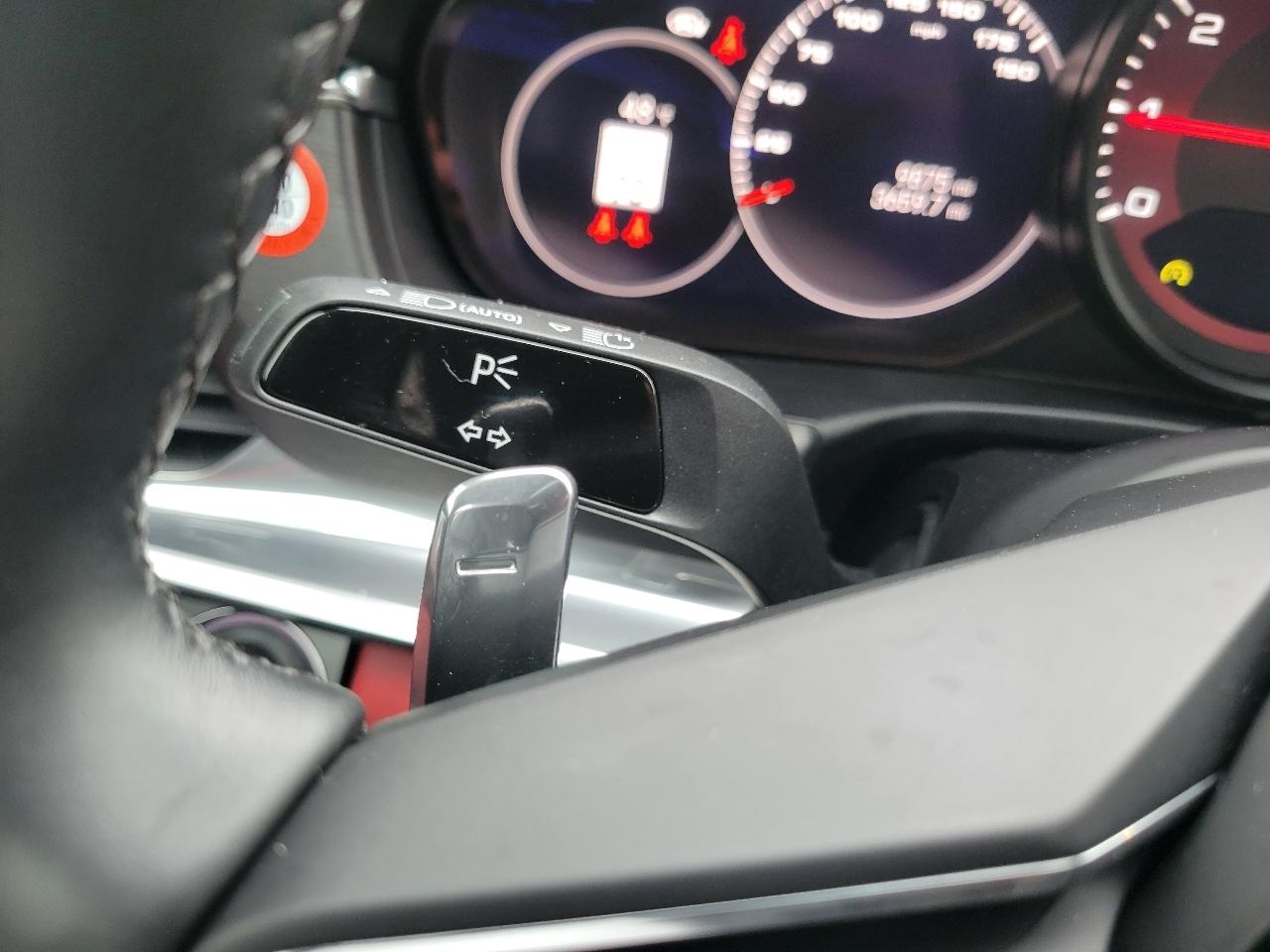 Porsche Panamera 4 Platinum Edition AWD 2023